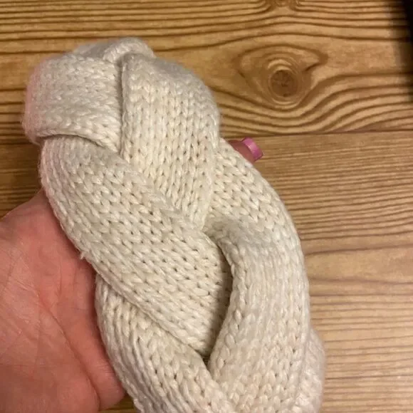 White Weaved braided Headband ear Warmer - Picture 2 of 6